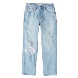 ABERCROMBIE • The Boyfriend Mid Rise Distressed Jeans 🌻
